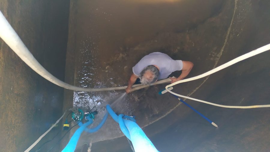 Cisterna de 200.000 litros mantenida por Megaclor
