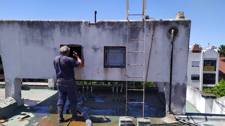 Limpieza e instalación de cañerías de desborde y de venteo